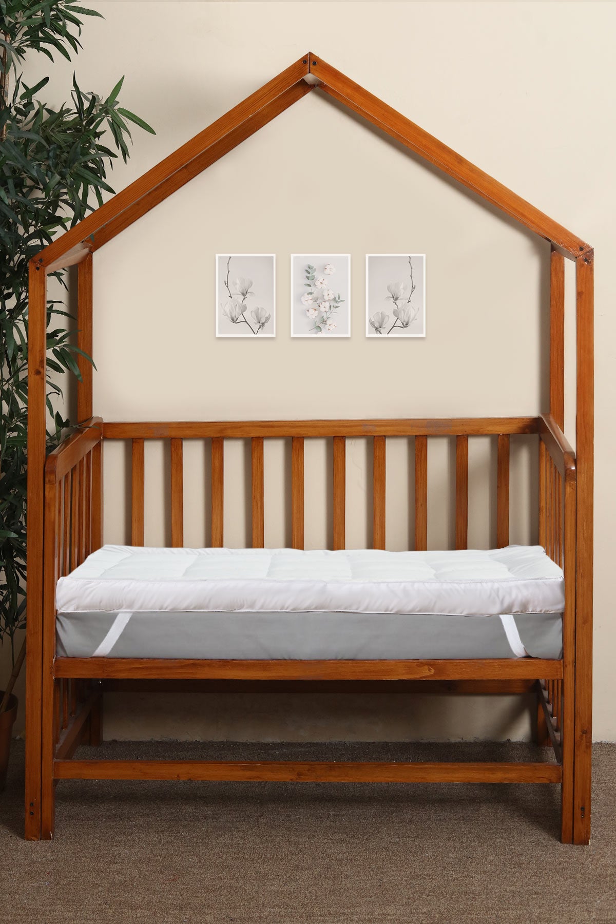 Square crib outlet mattress